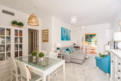 Middle Floor Apartment in Cabopino