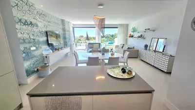 Middle Floor Apartment in Benahavís