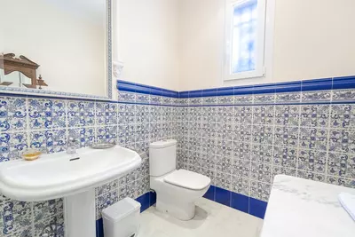 Detached Villa in El Paraiso