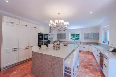 Detached Villa in El Paraiso