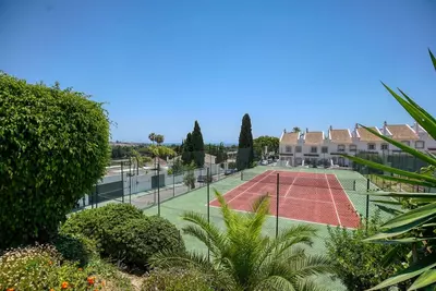 Townhouse in Nueva Andalucía