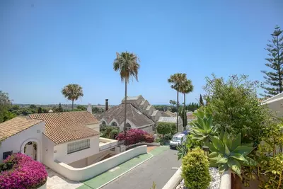 Townhouse in Nueva Andalucía