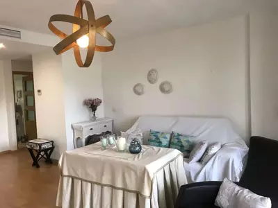 Middle Floor Apartment in Estepona