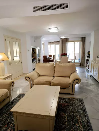 Middle Floor Apartment in Nueva Andalucía