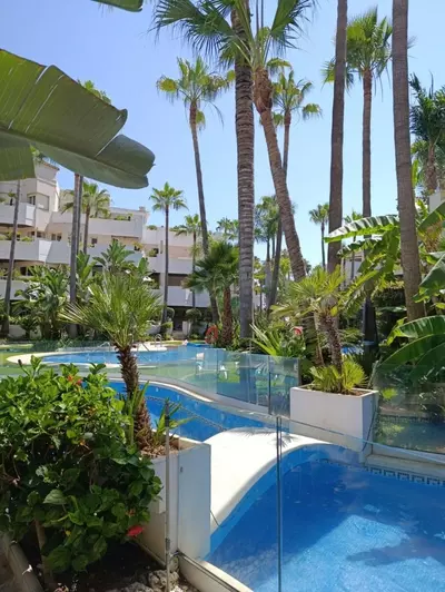 Middle Floor Apartment in Nueva Andalucía