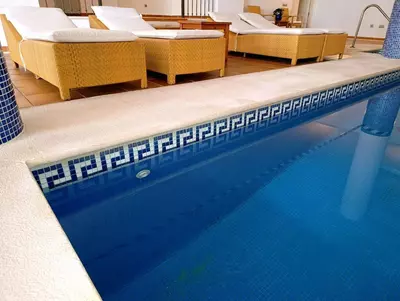 Middle Floor Apartment in Nueva Andalucía