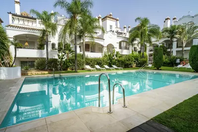 Middle Floor Apartment in Marbella