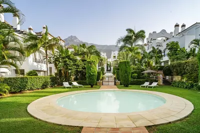 Middle Floor Apartment in Marbella
