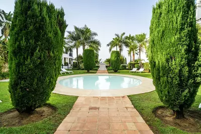 Middle Floor Apartment in Marbella