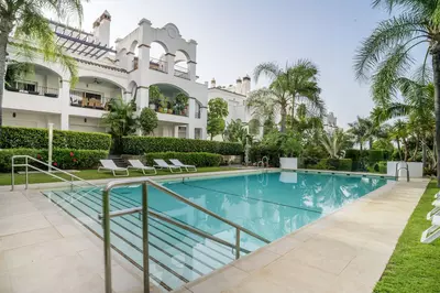 Middle Floor Apartment in Marbella