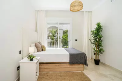 Middle Floor Apartment in Marbella