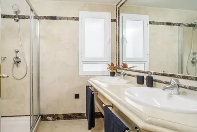 Middle Floor Apartment in Marbella