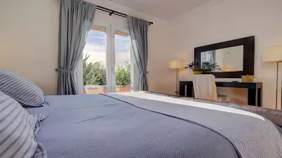 Ground Floor Apartment in Casares