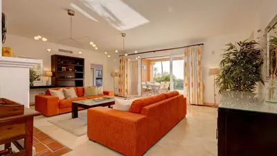 Ground Floor Apartment in Casares