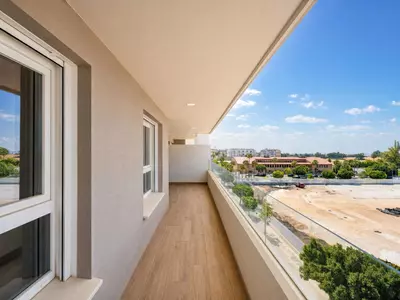 Middle Floor Apartment in Nueva Andalucía