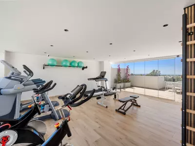 Middle Floor Apartment in Nueva Andalucía