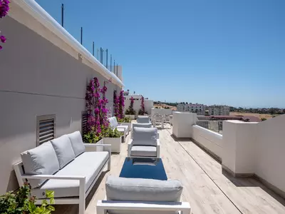 Middle Floor Apartment in Nueva Andalucía