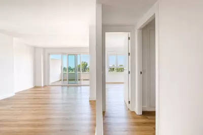 Middle Floor Apartment in Nueva Andalucía