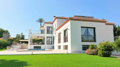 Detached Villa in Estepona