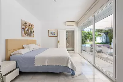 Semi-Detached House in Los Monteros