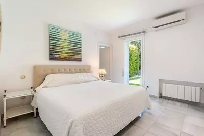 Semi-Detached House in Los Monteros