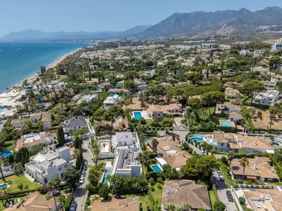 Semi-Detached House in Los Monteros