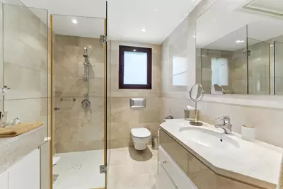 Middle Floor Apartment in Costalita
