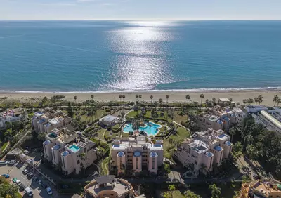 Middle Floor Apartment in Costalita