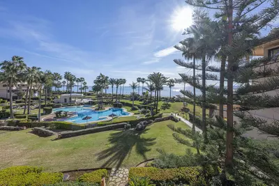 Middle Floor Apartment in Costalita