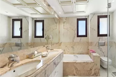 Middle Floor Apartment in Costalita