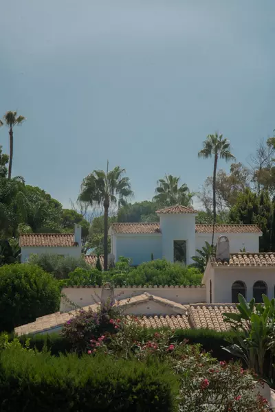 Middle Floor Apartment in Cancelada