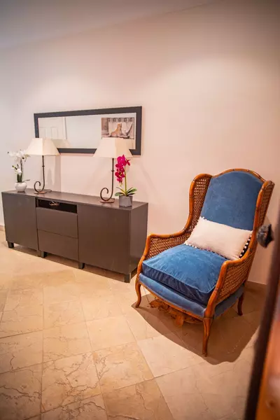 Middle Floor Apartment in Cancelada