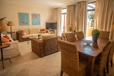 Middle Floor Apartment in Cancelada