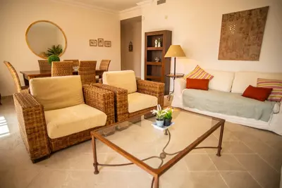 Middle Floor Apartment in Cancelada
