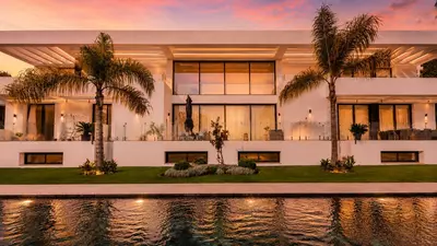Detached Villa in El Paraiso
