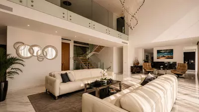 Detached Villa in El Paraiso