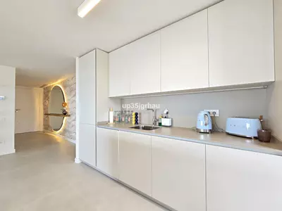 Middle Floor Apartment in Selwo