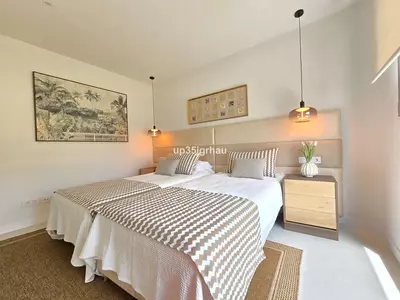 Middle Floor Apartment in Selwo