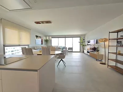 Middle Floor Apartment in Selwo