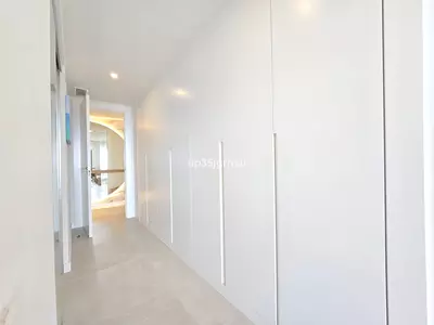 Middle Floor Apartment in Selwo