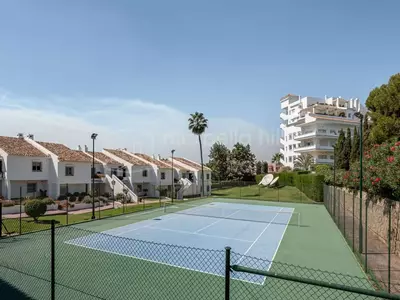 Ground Floor Apartment in Nueva Andalucía