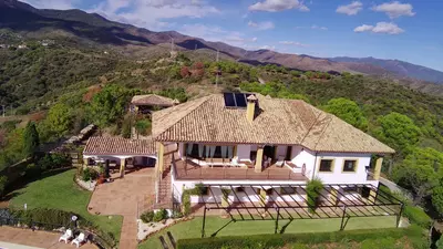 Finca - Cortijo in Estepona