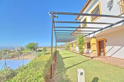Finca - Cortijo in Estepona