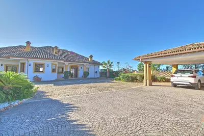 Finca - Cortijo in Estepona