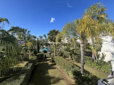 Semi-Detached House in Costalita