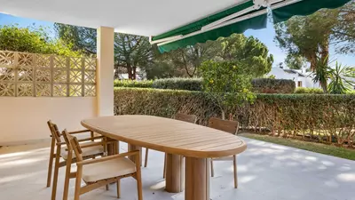 Middle Floor Apartment in Nueva Andalucía
