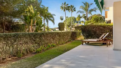 Middle Floor Apartment in Nueva Andalucía