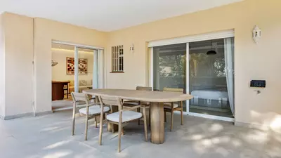 Middle Floor Apartment in Nueva Andalucía