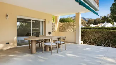 Middle Floor Apartment in Nueva Andalucía