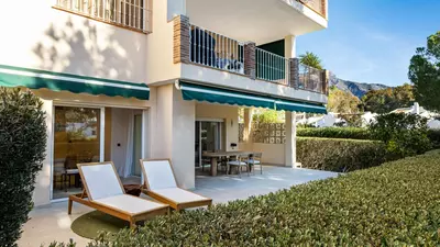 Middle Floor Apartment in Nueva Andalucía
